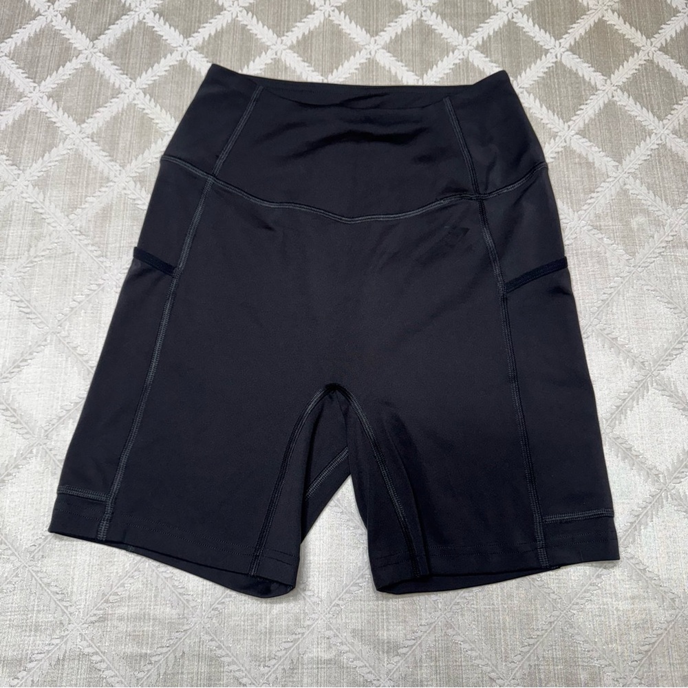 Women’s Black Gymshark Legging Shorts